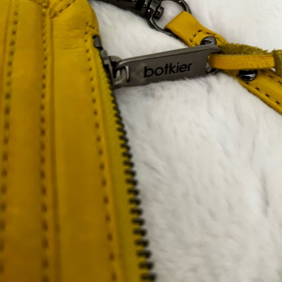yellow botkier bag - Picture 3 of 4